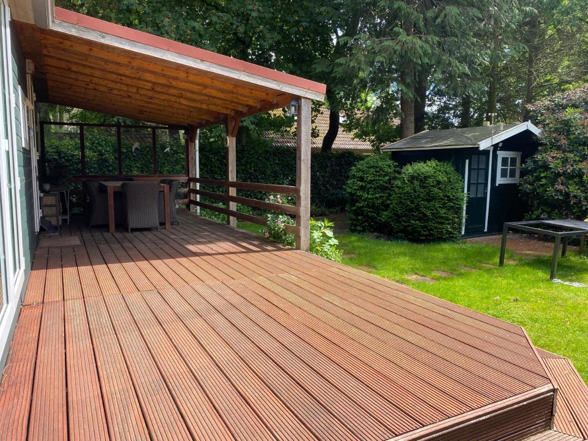 Ruim Privacyvol Chalet Met Overdekt Terras Ermelo Esterno foto