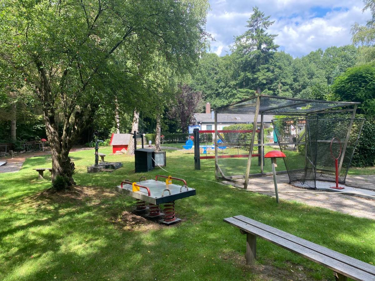 Ruim Privacyvol Chalet Met Overdekt Terras Ermelo Esterno foto